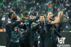 开云体育在线-拜仁横扫英格兰，埃尔林一己之力扛起全队