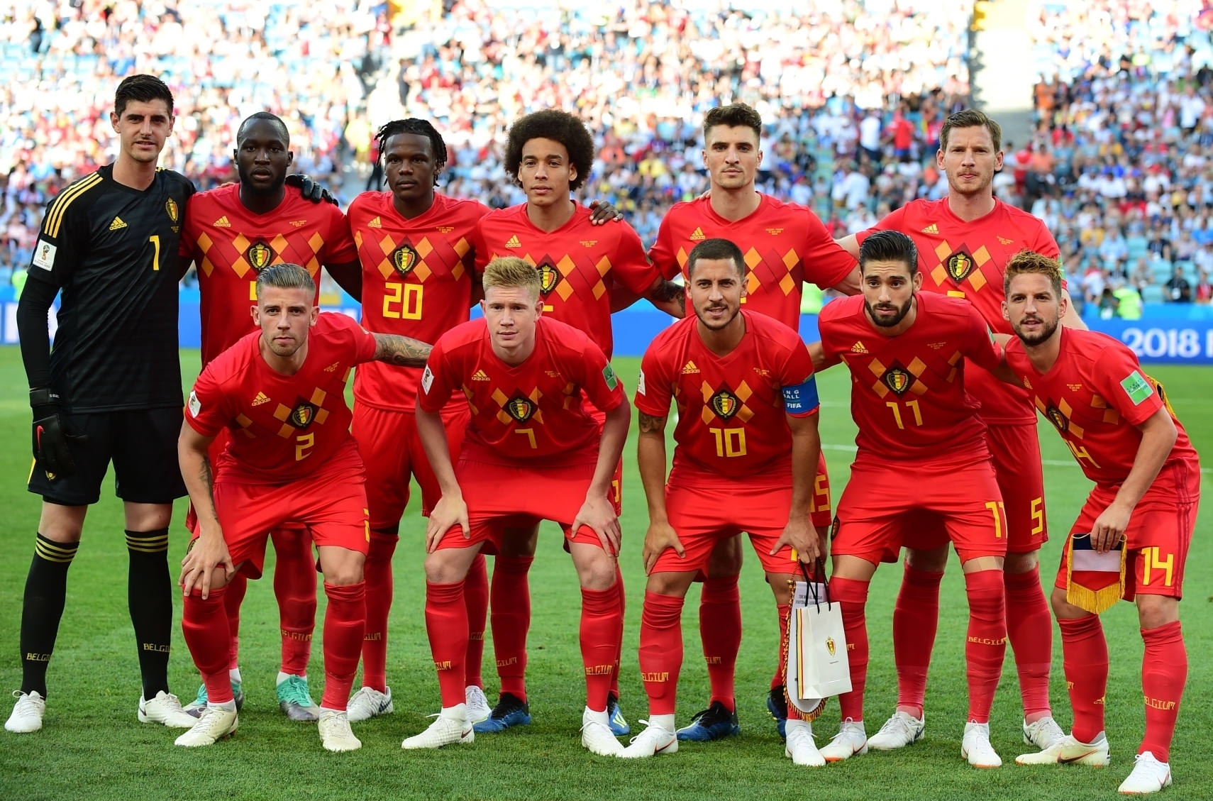 关于全球各地足球盛事创下新纪录的信息