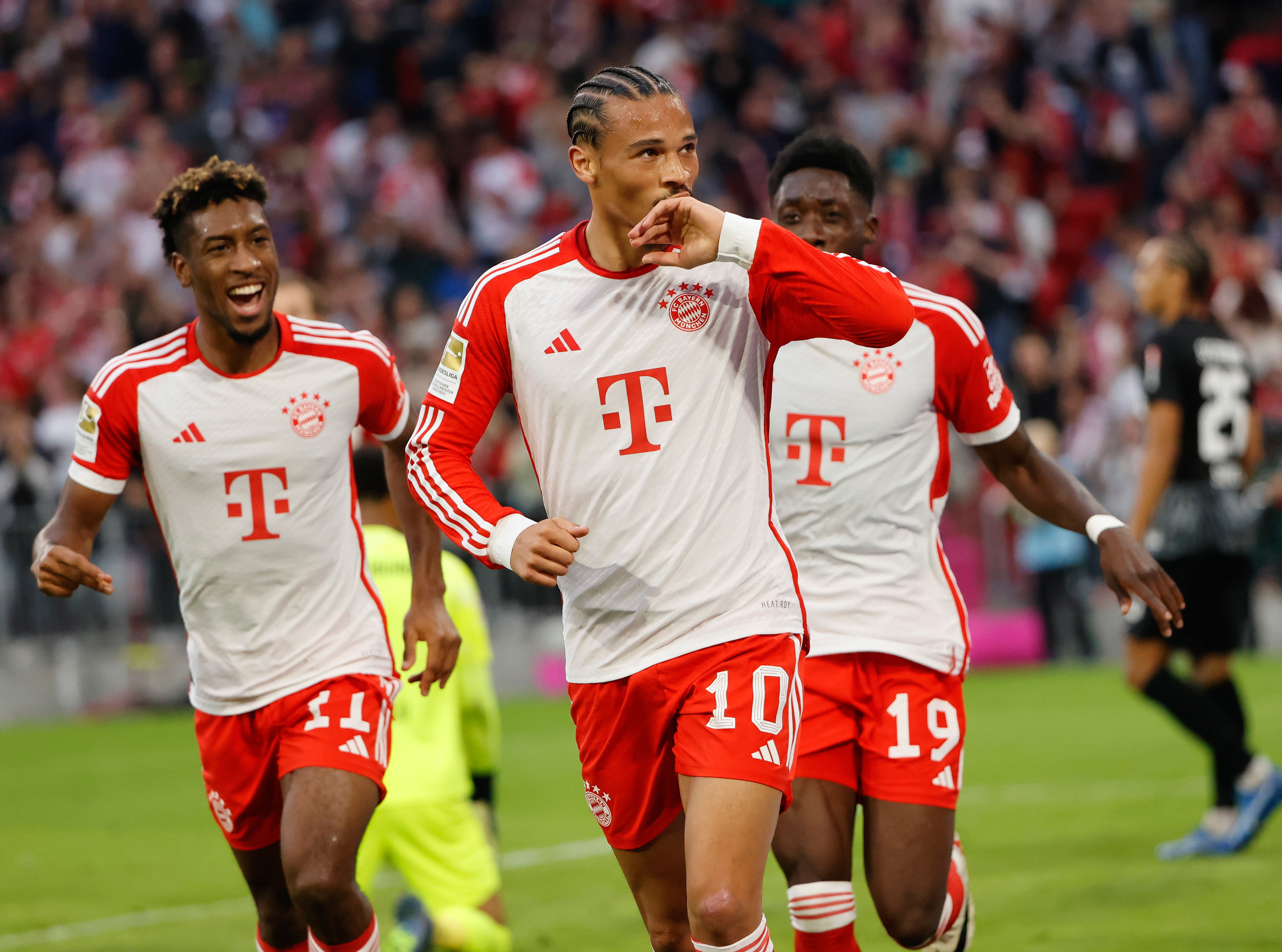 不莱梅主场不敌RB莱比锡，领先优势缩小，积分优势缩小至1分